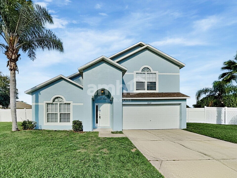 2809 Sherbrook Ct in Kissimmee, FL - Foto de edificio