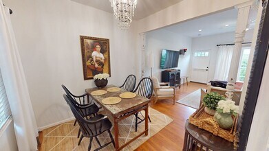 751 G Ave in Coronado, CA - Building Photo - Building Photo