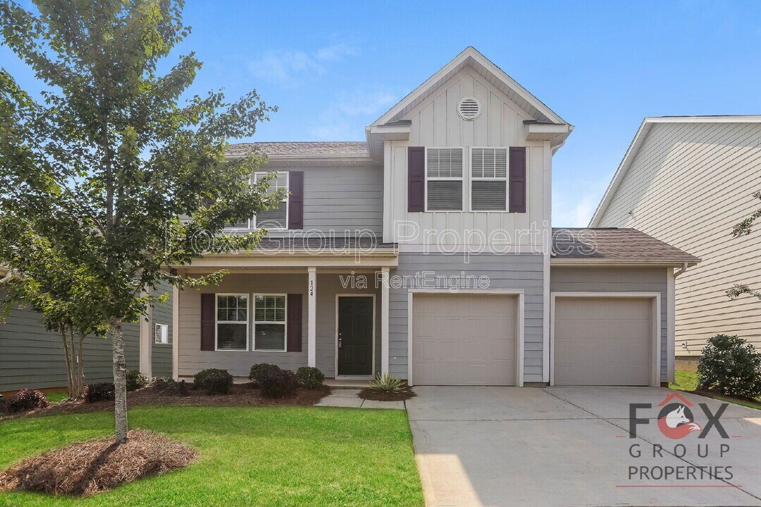 124 Canada Dr in Statesville, NC - Building Photo