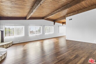 1295 El Hito Cir in Los Angeles, CA - Building Photo - Building Photo