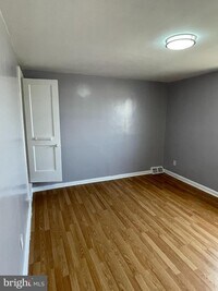 3146 Levick St photo'