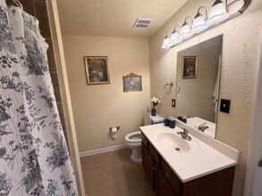 245 Winding River Dr in Sandy Springs, GA - Building Photo - Building Photo