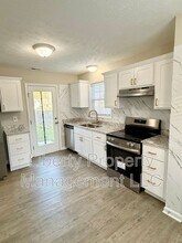 805 Broadmore Dr in Fayetteville, NC - Building Photo - Building Photo