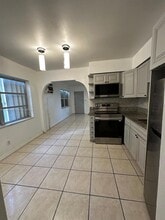6300 Pierce St, Unit 1 in Hollywood, FL - Foto de edificio - Building Photo