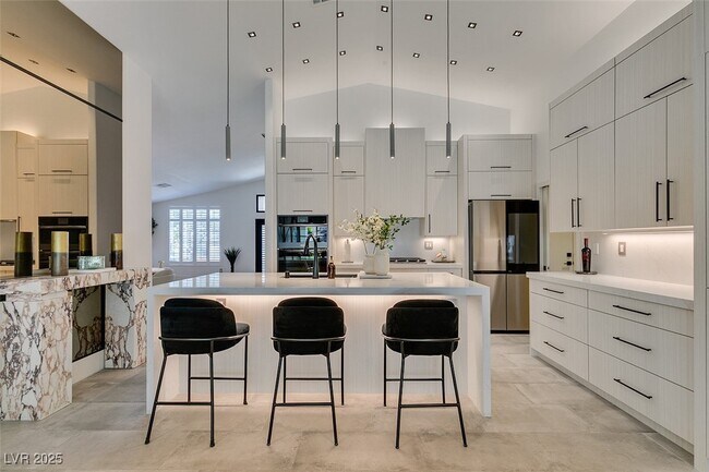 property at 1785 Bridlegate Ave