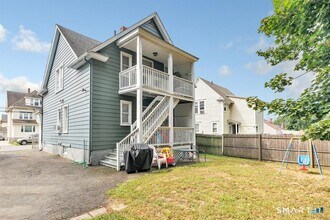 144 Whittier St in Bridgeport, CT - Building Photo - Building Photo