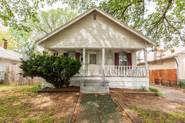 property at 253 N Charles Ave