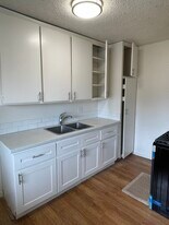 7692 Chapman Ave, Unit 7692-6 in Garden Grove, CA - Building Photo