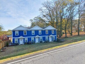 504 Santa Fe Pike in Columbia, TN - Building Photo - Building Photo