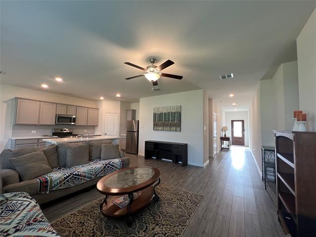 property at 305 Hackberry St