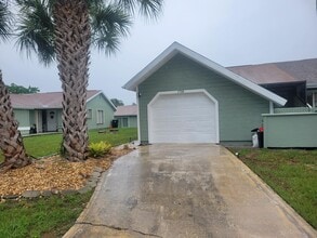 1758 SE Ryecroft Ct in Port St. Lucie, FL - Building Photo - Building Photo