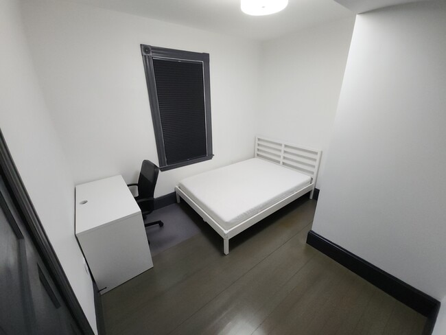 property at 19 Peverell St