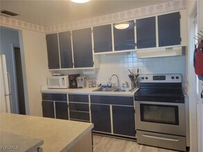 21 Dawn Flower Cir in Lehigh Acres, FL - Building Photo - Building Photo