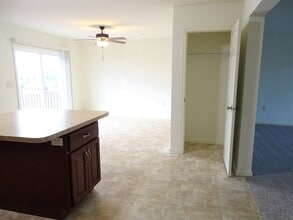 322 Meadow View Dr in Myerstown, PA - Foto de edificio - Building Photo