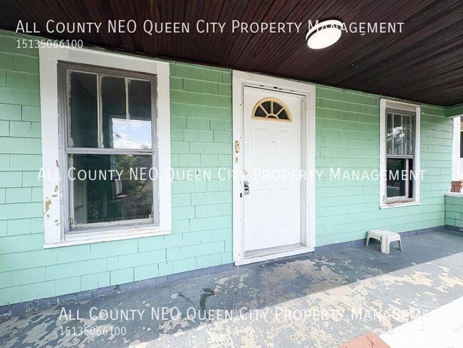1854 Denham St in Cincinnati, OH - Building Photo - Building Photo