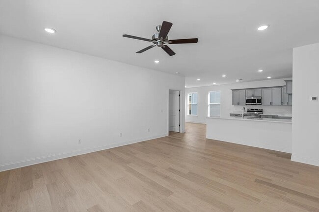 8965 James Crk Dr in Ooltewah, TN - Building Photo - Building Photo