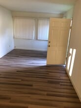 8431 Friends Ave, Unit Friends in Whittier, CA - Foto de edificio - Building Photo