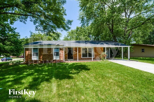12465 Larkwood Dr in St. Louis, MO - Building Photo - Building Photo