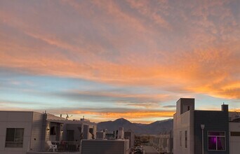 1569 W Neon Way in West Valley City, UT - Building Photo - Building Photo