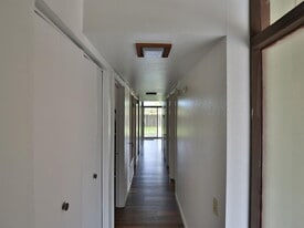 619 Villanova Dr in Davis, CA - Building Photo