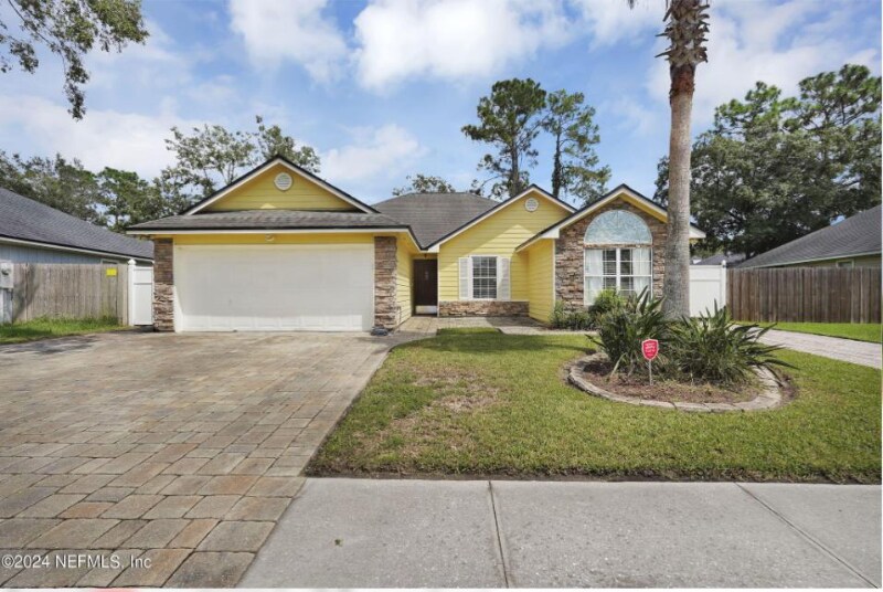 8959 Bridgecreek Dr W in Jacksonville, FL - Building Photo