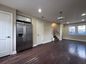 3351 Clay Pl NE in Washington, DC - Building Photo - Building Photo