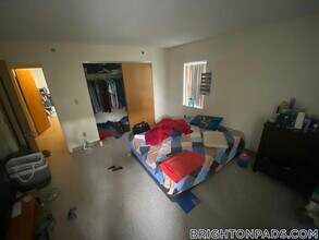 146 N Beacon St in Boston, MA - Building Photo - Building Photo