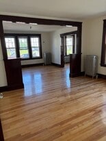 76 Upsala St, Unit 1 in Worcester, MA - Building Photo