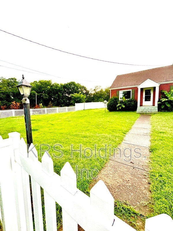 property at 107 Golf Dr