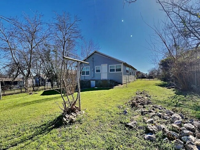 property at 5728 Kilpatrick Ave