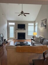 8311 Viewpoint Ln in Cornelius, NC - Foto de edificio - Building Photo
