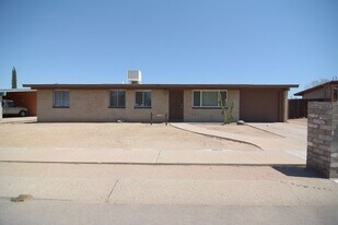 2448 W Placita Algodon in Tucson, AZ - Building Photo