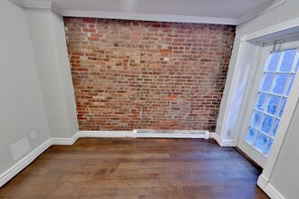 939 2nd Ave in New York, NY - Building Photo - Building Photo