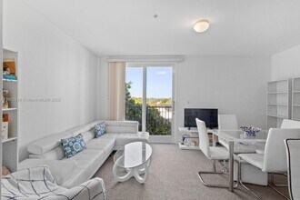 2701 SW 3rd Ave in Miami, FL - Building Photo - Building Photo