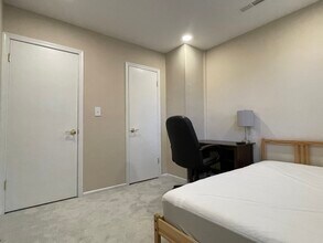 10540 Assembly Dr in Fairfax, VA - Building Photo - Building Photo