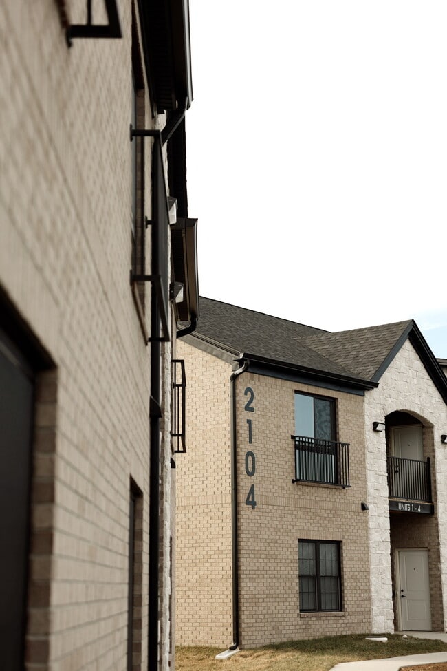 Oak Hill Apartments in Richmond, KY - Building Photo - Building Photo