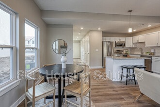 2904 S Harvard Ave in Independence, MO - Building Photo - Building Photo