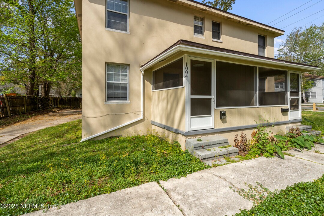 1004 Day Ave in Jacksonville, FL - Building Photo