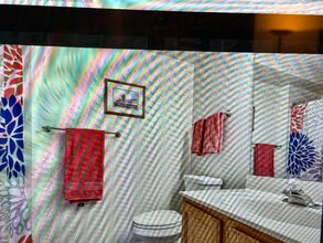 8251 Poplar Mill Rd in Perry Hall, MD - Foto de edificio - Building Photo