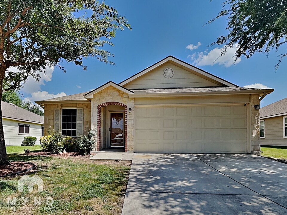 7514 Saratoga Kln in Selma, TX - Building Photo