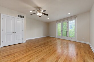 25 E 26th St in Chicago, IL - Building Photo - Building Photo