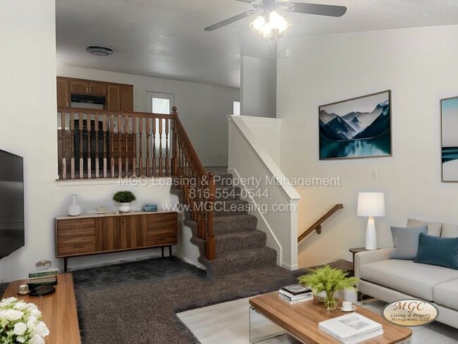 property at 5906 NE 42nd St