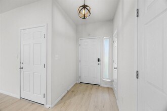 305 Earl Keen St in Leander, TX - Building Photo - Building Photo