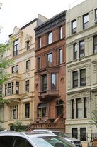 48 W 85th St in New York, NY - Building Photo