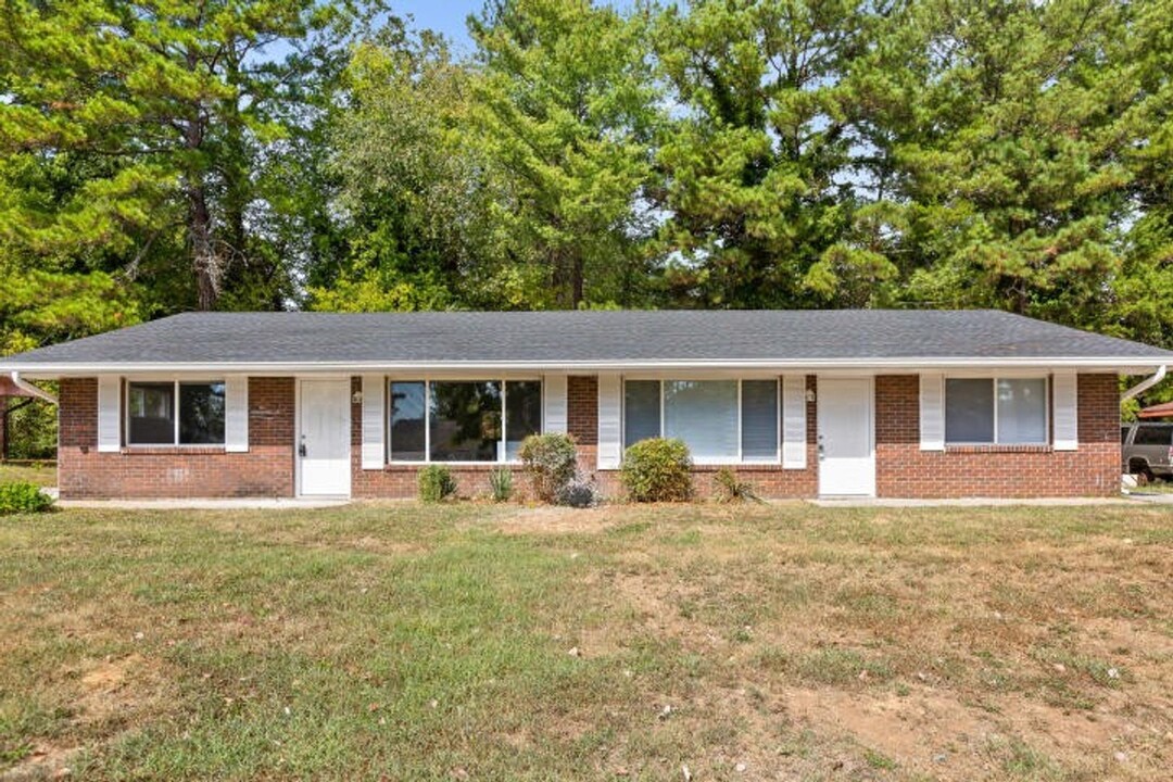 3983 Arbor Pl Ln in Chattanooga, TN - Building Photo