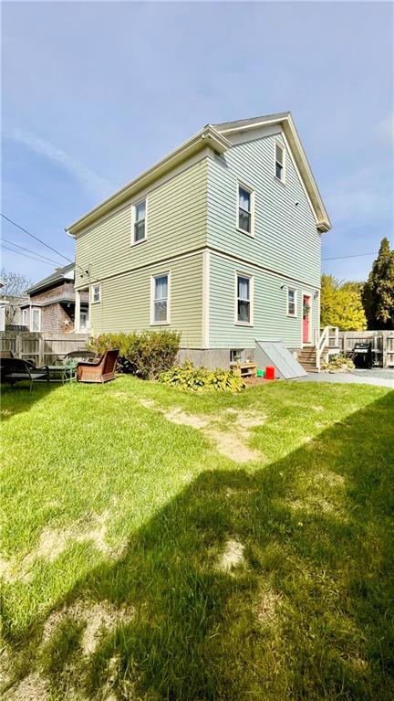 property at 11 White St