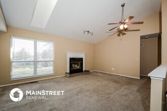 2438 Black Pine Ct in Florissant, MO - Building Photo - Building Photo