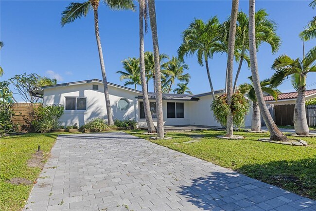 1709 SW 5th Pl in Fort Lauderdale, FL - Building Photo - Building Photo