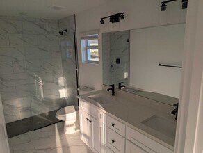 1423 NE 12th Pl in Cape Coral, FL - Building Photo - Building Photo