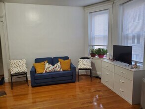 1084 Boylston St, Unit 34 in Boston, MA - Building Photo - Building Photo
